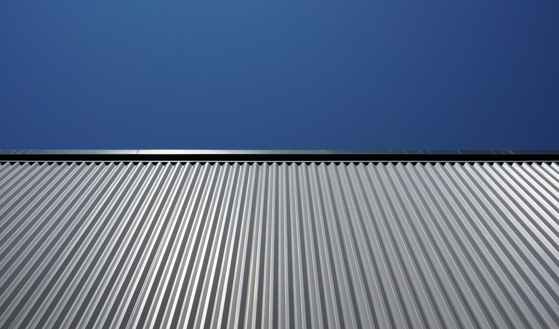 Advantages of Steel Roofing: The Ultimate Guide to Durability, Efficiency, and Cost-Effectiveness